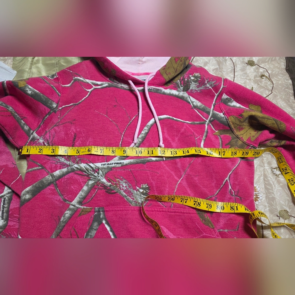 Realtree Pink Camo Hoodie Women’s Size Small Cozy Winter Pullover Hunting - Picture 4 of 6